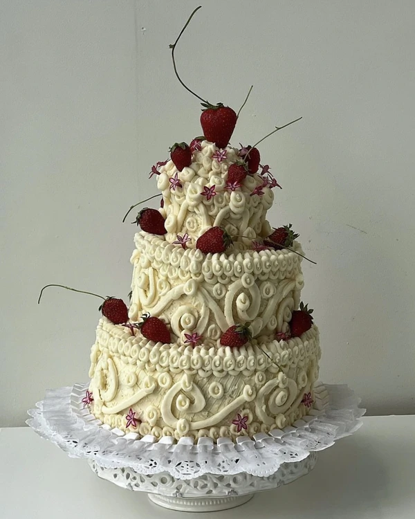 10 Summer Wedding Cake Trends