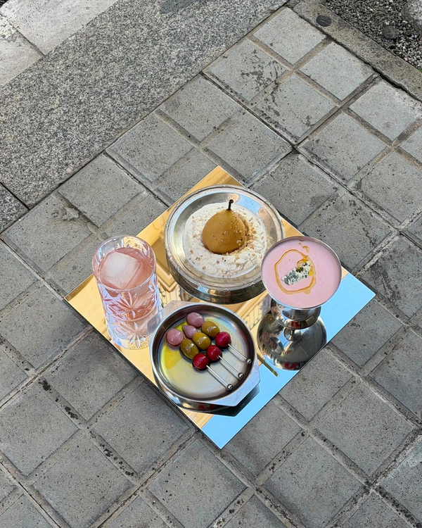 <span style="text-decoration: underline;"><a href="https://www.instagram.com/p/DT8cmVEAFVH/">Clara Santa Isabel</a></span>