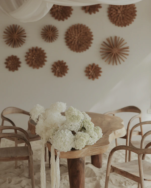 A Dreamy Seaside Wedding in Thailand