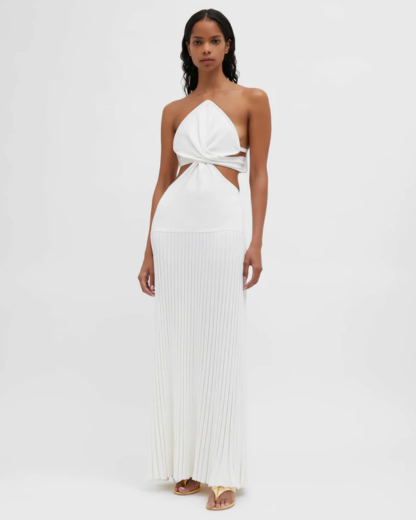 22 Summer Bridal Shower Looks