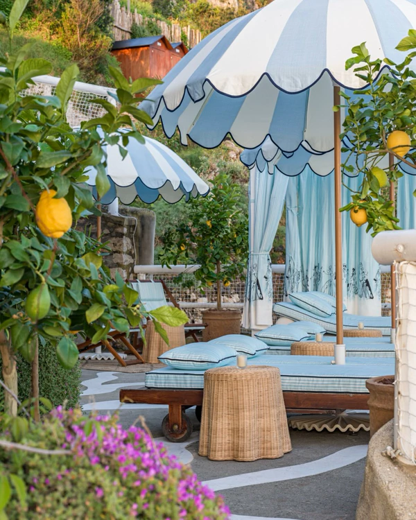 <a href="https://www.instagram.com/p/DZfb3nrjVef/?hl=en&img_index=1">Il Riccio Beach Club</a>