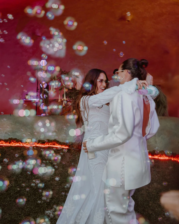Photography: <a href="https://www.instagram.com/ah_lovestories/">Ana Hinojosa</a>