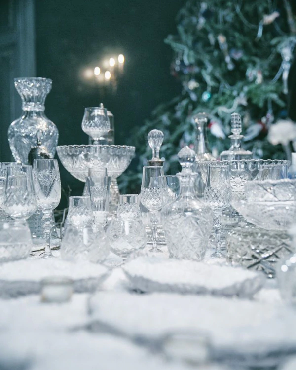 40 Tablescape Ideas for A Winter Wedding