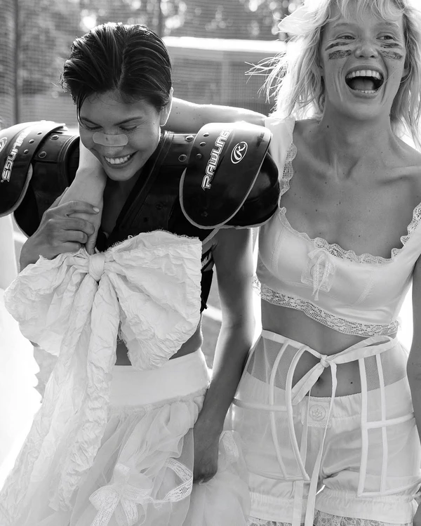 40 Must-Save Editorial Wedding Photo Ideas for the Fashion-Forward Couple