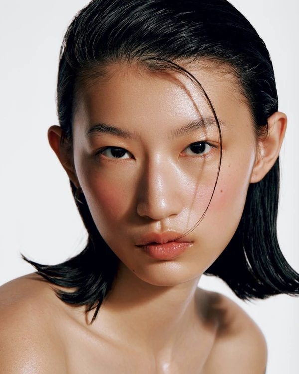 Essential Tips for Sweat-Proof Summer Makeup
