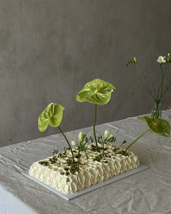 Pinterest Predicts: 9 Wedding Cake & Food Trends Set to Define 2026