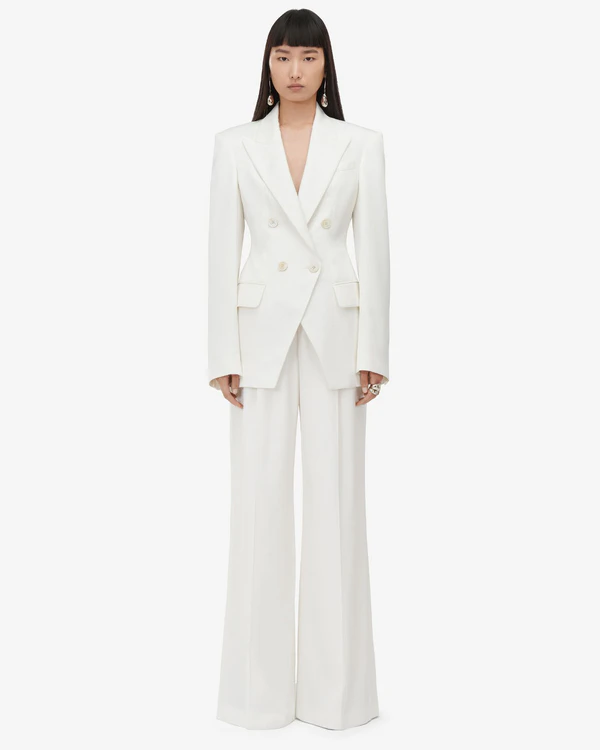 14 Wedding Suit Ideas for Modern Brides