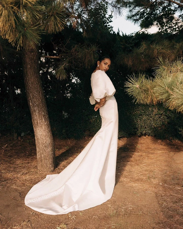 The Best Self-Tanners for Perfectly Bronzed Skin on Your Wedding Day — photo 1