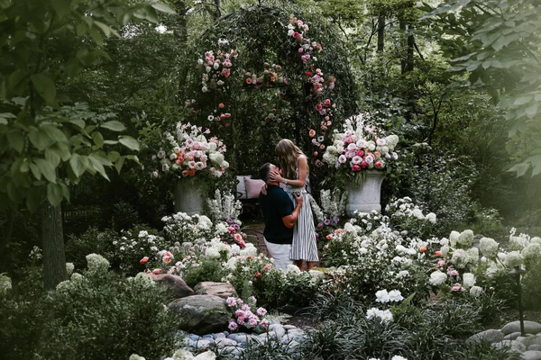 How Taylor Swift and Travis Kelce Kicked Off Their Wedding Weekend at Madison Square Garden — photo 1