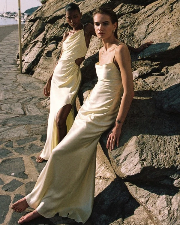 19 Best Designers for Bridesmaids Dresses