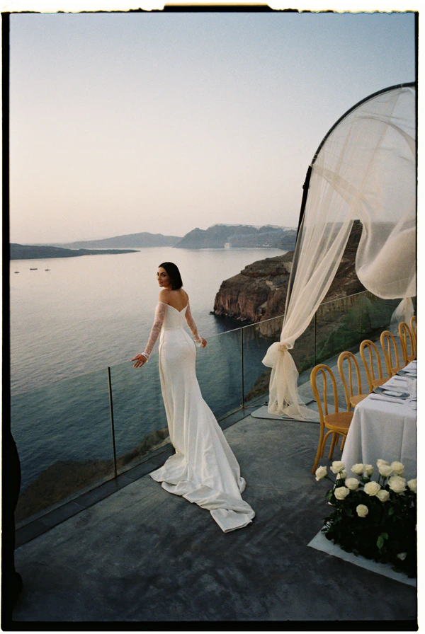 White on Black Studio, wedding photographers in Greece, Europe — portfolio photo 9