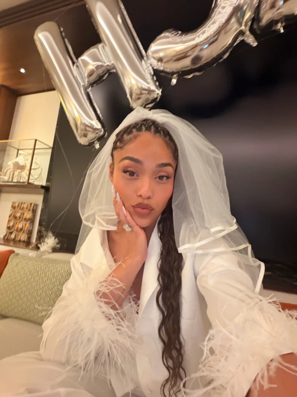 Inside Jordyn Woods and Karl-Anthony Towns’ Malibu Wedding — photo 2