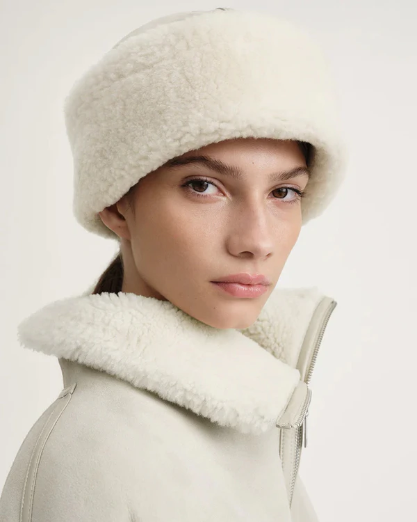 14 Trendy Winter Hats