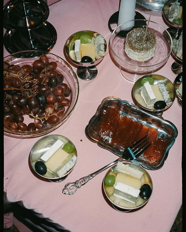 Photography: <a href="https://www.instagram.com/p/DPDzbpYDG89/?img_index=1">Marie Malandain</a>