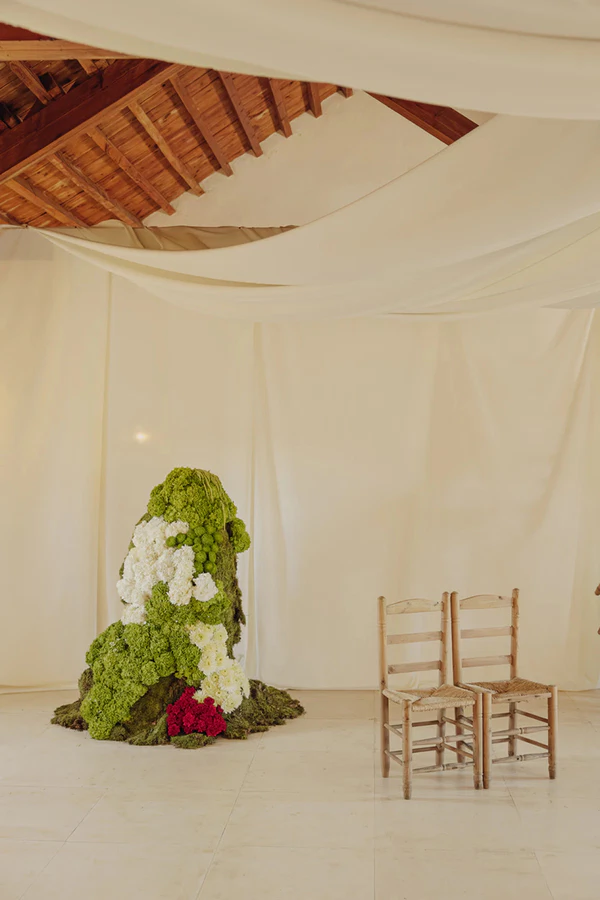 An Artist & Designer’s Art-Driven Spanish Wedding at a 16th-Century Cortijo, Drenched in Citrus and Calla Lilies