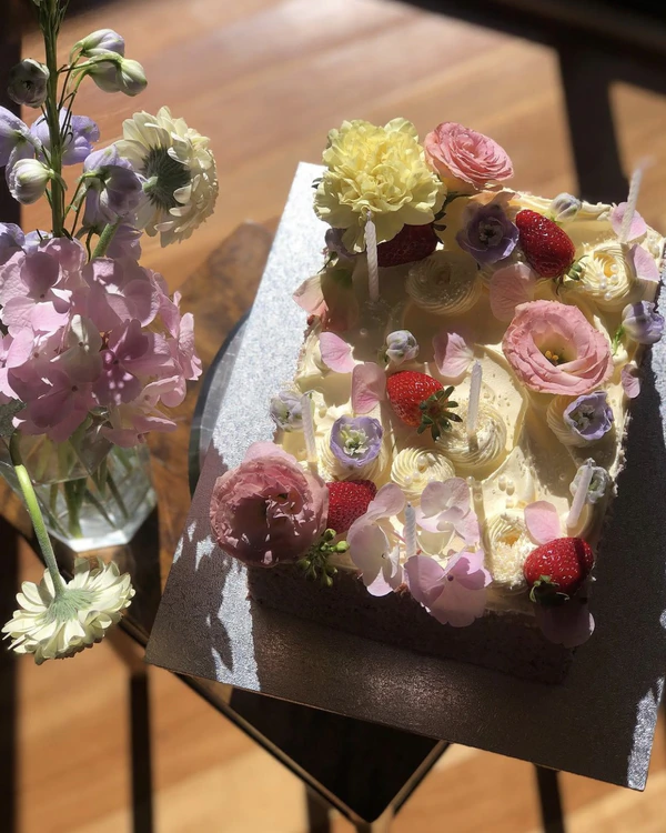 30 Cake Ideas for Your Spring Wedding