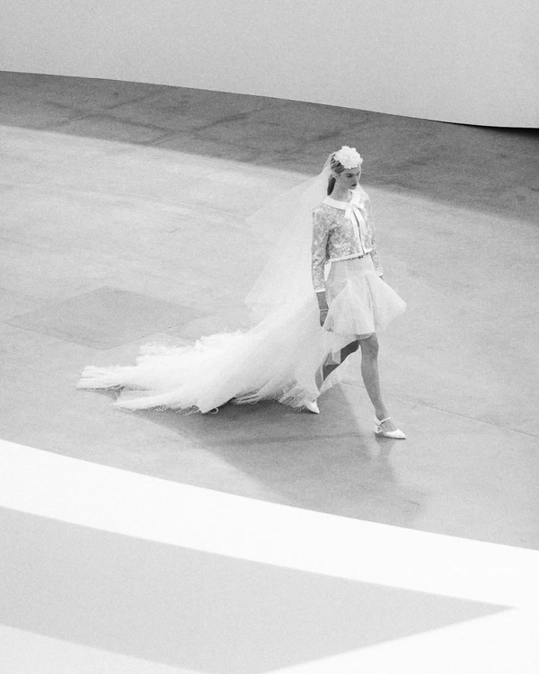 13 Defining Trends from Paris Haute Couture Spring 2025 — photo 1