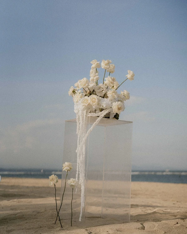 A Chic & Spiritual Beach Wedding on the Tropical Shores of Bali