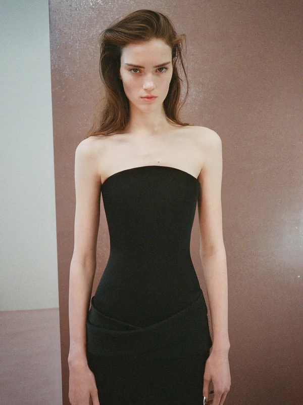 19 Best Designers for Bridesmaids Dresses