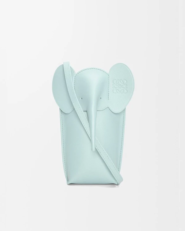 30 Fun & Novelty Clutch Ideas for the Bride Who Wants to Stand Out