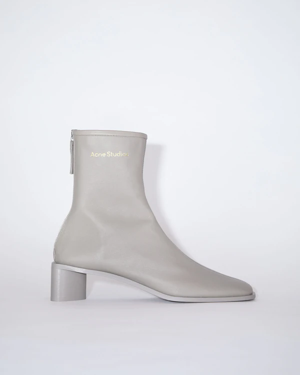 Stylish Boots to Wear This Fall