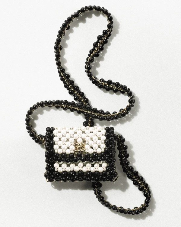 15 Wedding Bags You Will Want to Buy