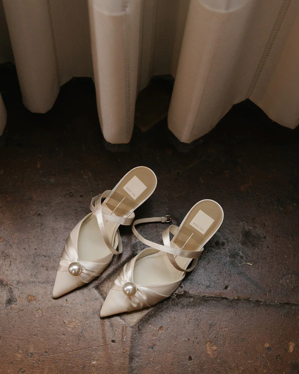 A Romantic Black-Tie Wedding Weekend at Villa Cetinale in Tuscany