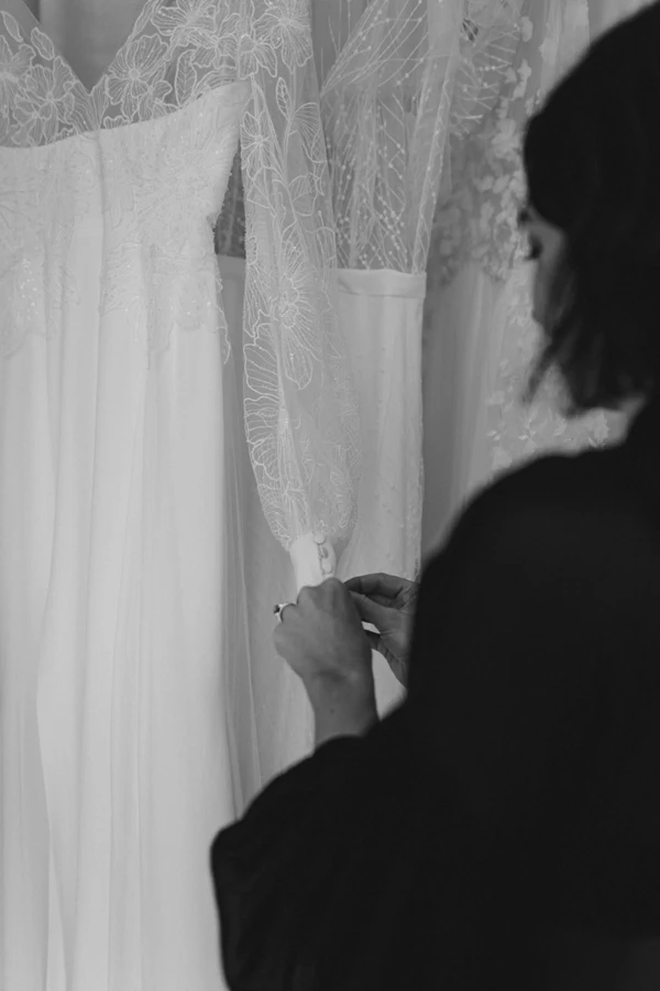 <a href="https://www.instagram.com/spherebridalgallery/">Sphere Bridal Gallery</a>, Photography: <a href="https://www.instagram.com/jannekestorm/">Janneke Storm</a>
