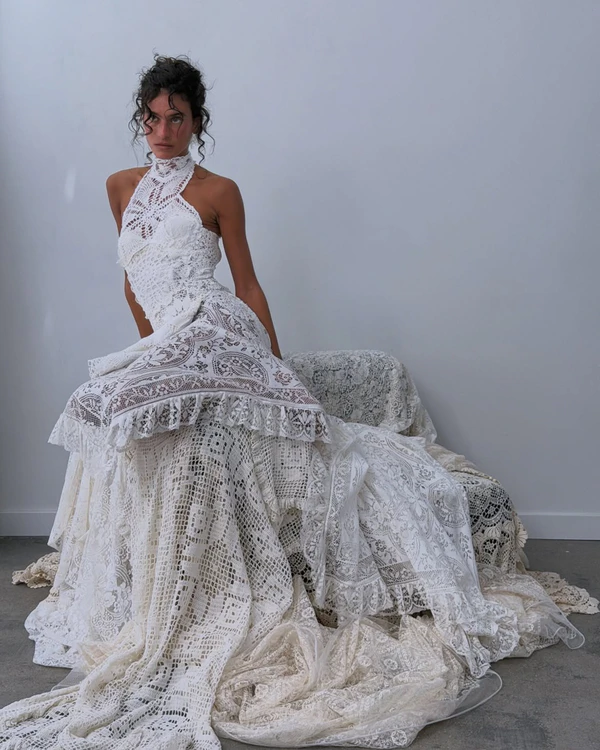 <a href="https://www.instagram.com/p/DYFtee4iBm-/?img_index=1">Kettel Atelier</a>, Photography: <a href="https://www.instagram.com/julcruz_/">Jul Cruz</a>