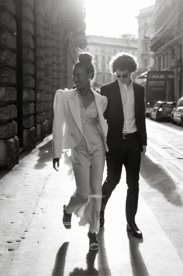 A Mesmerizing Sunset Love Story at the Milan Duomo