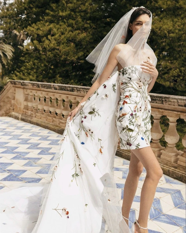 The Hottest Looks from New York Bridal Fashion Week Spring 2023