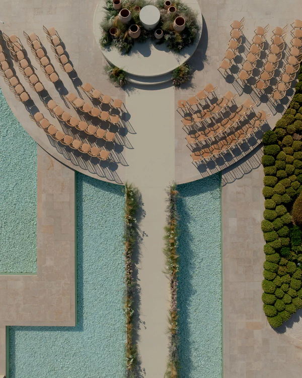 <a href="https://www.instagram.com/amanzoe/">Amanzoe</a>, Photography: <a href="https://www.instagram.com/normanandblake/">Norman & Blake</a>