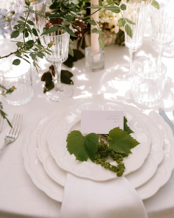 40 Spring Decor Ideas for a Garden Wedding — photo 2