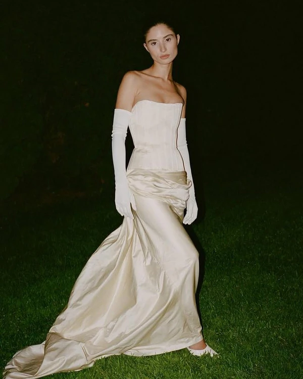 What is a Bridal Stylist and How Do They Work?