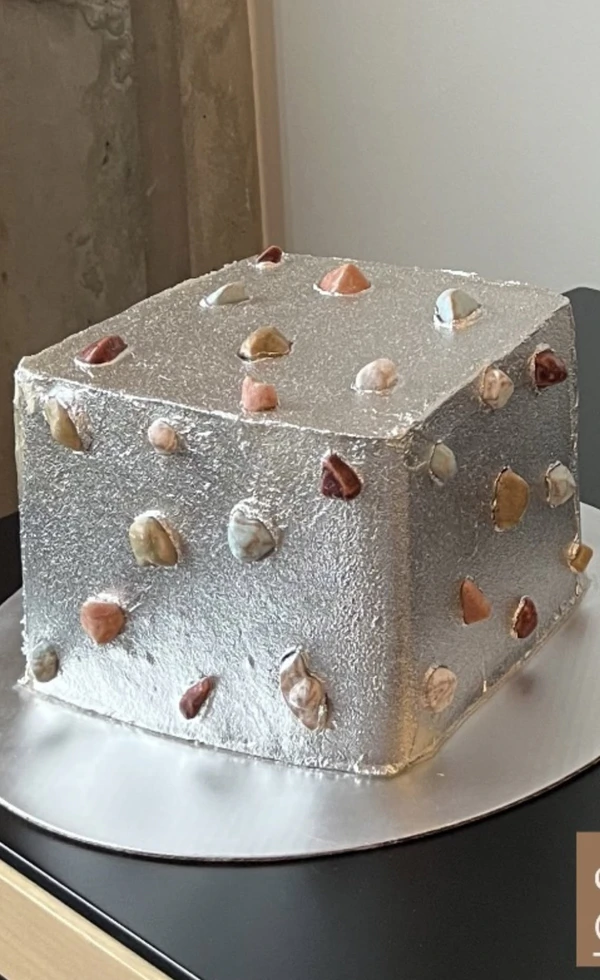 <a href="https://www.instagram.com/tipsyandbaked/">Tipsy and Baked</a>