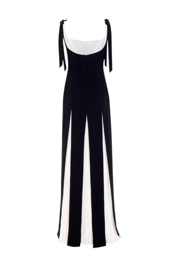 <a href="https://marmar-halim.com/products/sweetheart-neckline-crepe-gown-with-cutout-slit-and-hand-pleated-crepe-underlay?_pos=2&amp;_sid=e9b0a69b1&amp;_ss=r&amp;variant=49303726391577">MARMAR HALIM Dress</a>, $1959