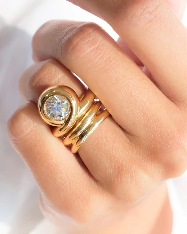 <a href="https://www.instagram.com/p/CxYRx4HOKfx/?img_index=1">Kelty Pelechytik Fine Jewelry</a><a href="https://www.threads.com/@keltypelechytikjewellery?xmt=AQG0WhI4sgExncIe-X_iQOfaks0EHwyECqJ8f7rbNGedtMo" target="_blank" rel="noopener"></a>