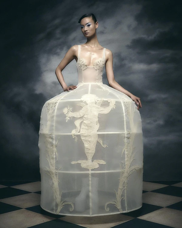 70 Looks from the SS25 RTW Runways for the Fashion Bride