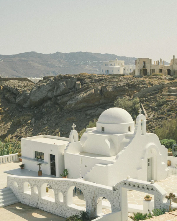 <a href="https://www.ladichosafotografia.com" target="_blank">Grecotel Mykonos Lolita Resort, Photography: La Dichosa</a>