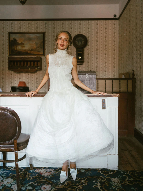 Influencer Jade Mitchell-Clyde's Chic Black-Tie Wedding in California's Gold Country