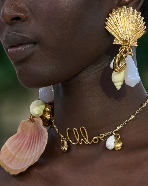 The Top Bride & Groom Style Trends for 2025 According to Pinterest