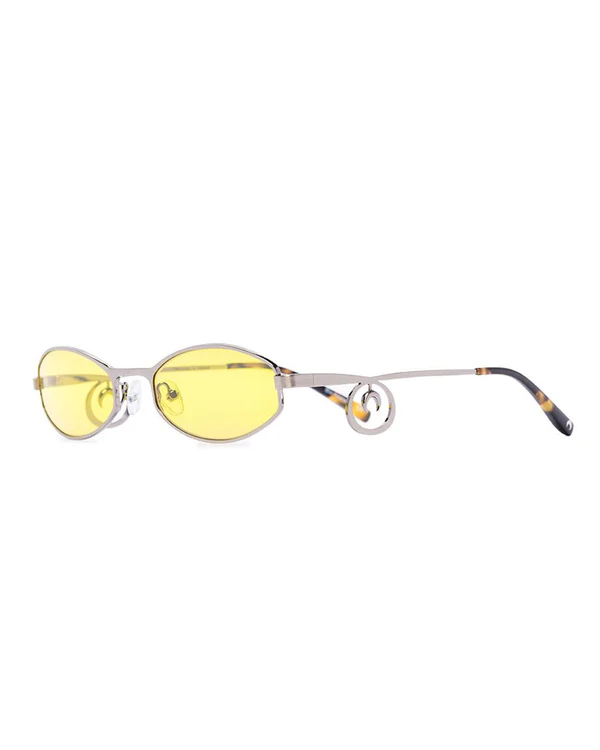 Trendy Sunglasses for Your Outdoor Wedding