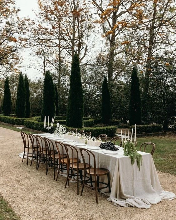 Event Design: Classical European Receptions