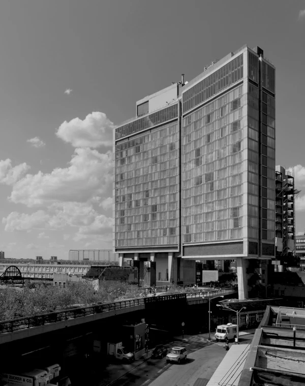 <a href="https://www.instagram.com/thestandardhighline/?hl=en">The Standard, High Line</a>