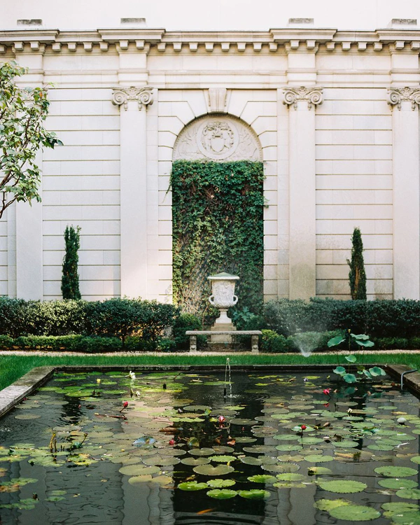 The Ultimate Guide to New York City: Our Favorite Hidden Gems & Chic Spots