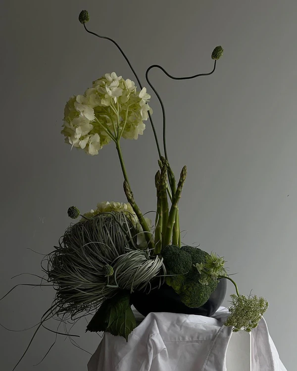 A Guide to the Best Wedding Flower Varieties for Every Season