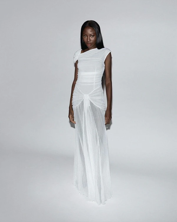 30 Trendy Bridal Looks Under $1,000