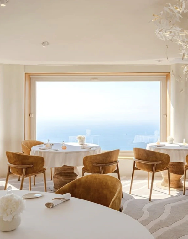 <a href="https://www.instagram.com/p/DXceWrrEetm/?img_index=1">La Chèvre d'Or</a>