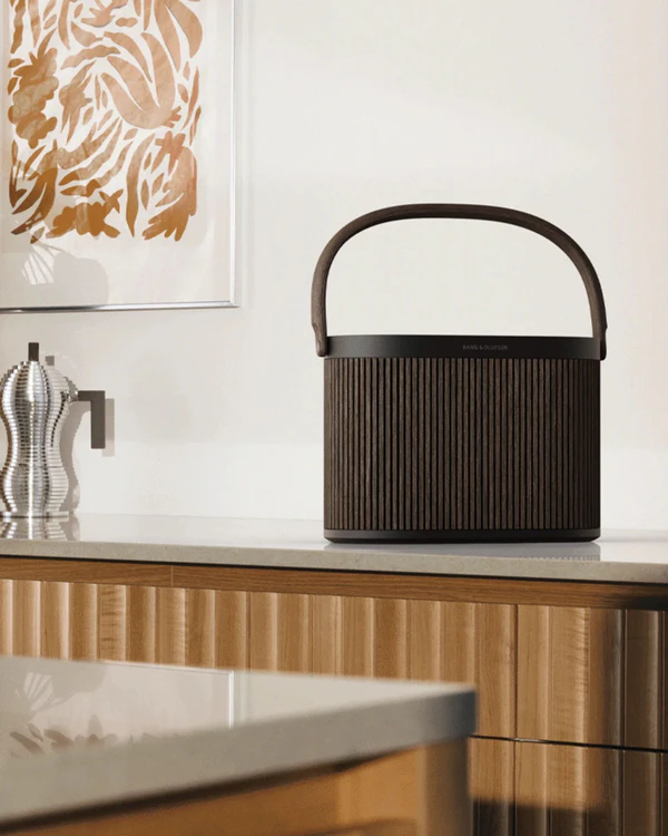 The Perfect Gift: 18 Stylish Home Decor Items