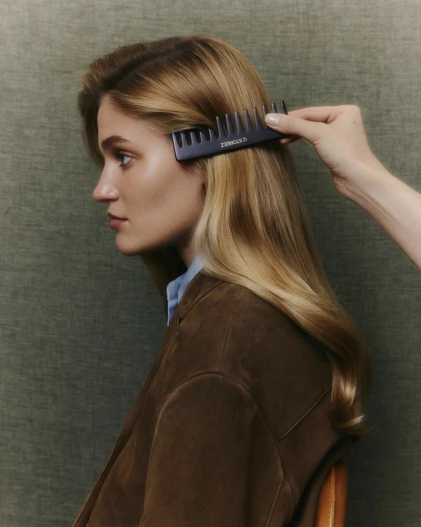 Guide to Styling Slicked Back Hair
